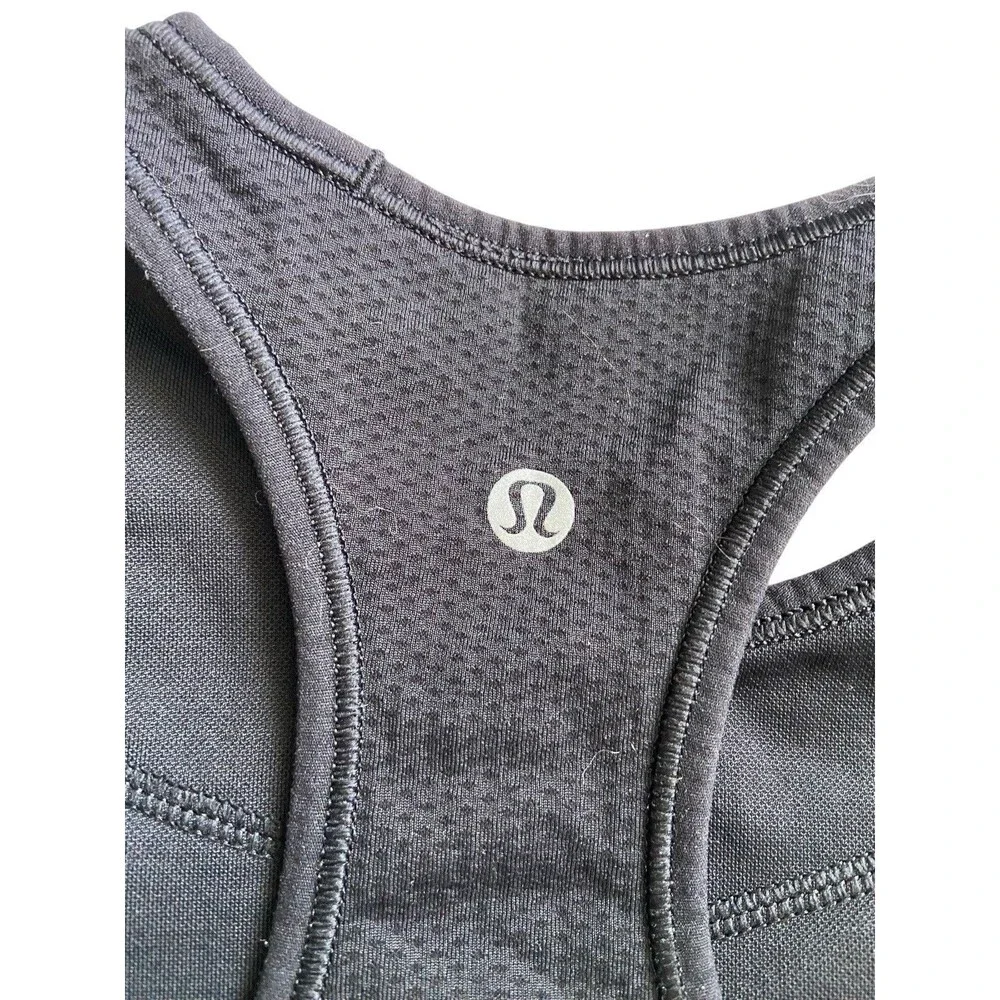 Lululemon Women Ebb to Train Sports Bra Size 2 Black Longline High Neck Gym Yoga